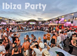 I party impazzano ad Ibiza