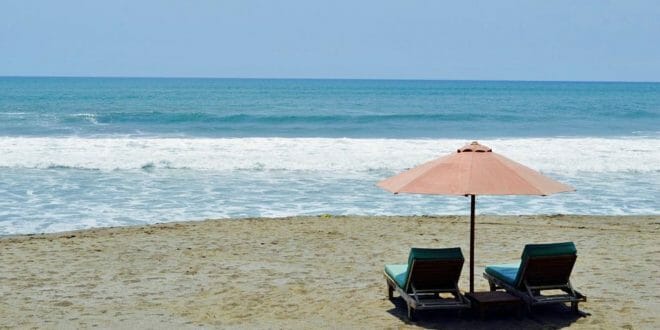 Spiaggia Nudisti I Top 7 Migliori Lidi Naturisti In Italia