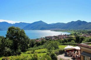 Lago d'Iseo: vacanze estive nel verde