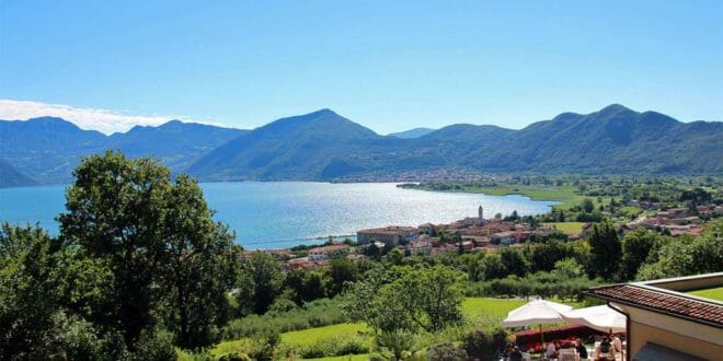 Lago d'Iseo: vacanze estive nel verde