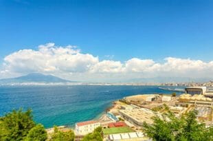 Castellammare di Stabia in estate