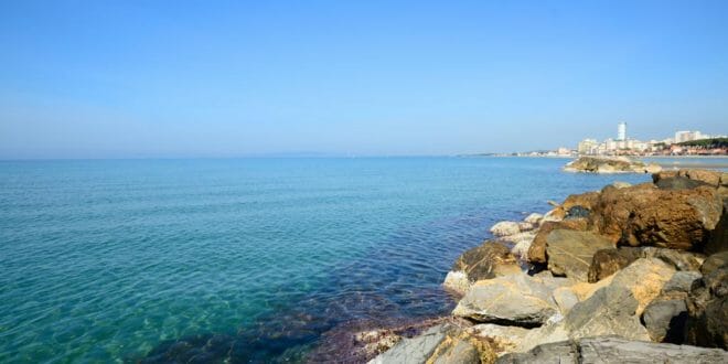 Follonica, la costa