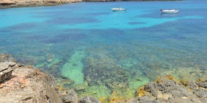 Lampedusa, il mare