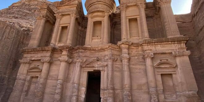 Petra, il Monastero